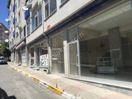 Kartal Kartal Karlıktepe Soğanlık Caddesi Üstünde Satılık 330m2 + 110m2 Bahçe