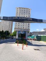 Küçükçekmece Göl Konutlarında Satılık 2+1 Daire