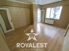 Royalest'ten Siteiçi Arakat Geniş Ve Bakımlı 2+1