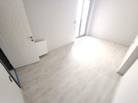 🟪✔️mars'tan Edremit'te Kapalı Otoparklı Yüksek Giriş Geniş Sıfır 1+1 Daire