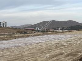 Mülk Emlak !! İstenilen Metrajlarda Satılık Arsamız Mevcuttur..