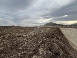 Mülk Emlak !! İstenilen Metrajlarda Satılık Arsamız Mevcuttur..