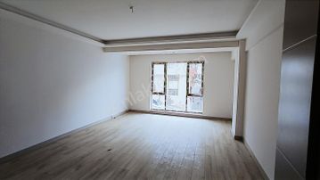 Süvari'de Geniş Ferah, E. Banyolu, Otoparklı Sıfır 3+1 Daire