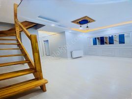 Beylkdüzü Özgür Yapı'dan Ultra Lüks 4+1 Ters Dubleks Daire