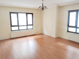 Çankaya Karapınar'da Kiralık, Yeni Boyalı, Masrafsız, Düz Giriş 3+1 Engelliye Ve Aileye Uygun Daire