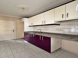 Cadde34'den Mülkiyet Tapulu Merkezi Konum Geniş Metrekarede Acil Satılık Kelepir 2+1 Arakat Daire