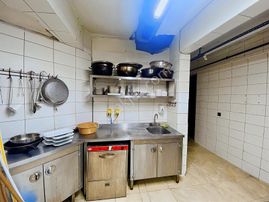 Avrupa Konutları Tem Gölet Önü 297 M² Cafe ( Remax Astyle )