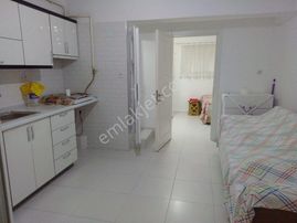 Gemlik Küçükkumla'da Garaj Ve 2 Odalı Satılık Daire