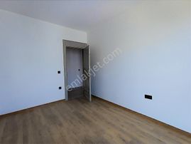 Dialog Prestij Zeka Suit Sitesinde Satılık 3+1 Luks Daire