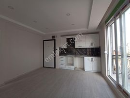 Fevzi Çakmak'ta Şehir Hast 3 Km Asansörlü 1+1 Daire