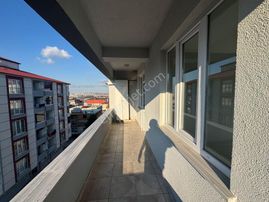 **eryıldız Gayrimenkul'den**gültepe Mah.iskanlı 145m2 Lüks 3+1 3.kat Ön Cephe