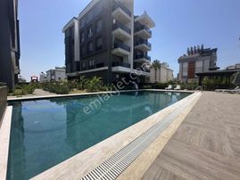 Acil Satılık Havuzlu Güvenlikli Site İçerisinde