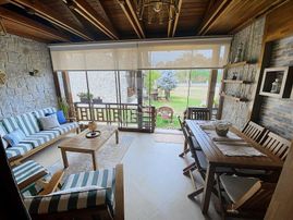 E.g.a'dan Efirli Denize Sıfır Lüx Tripleks Villa !!!