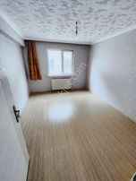 Gül Emlak Tan Bostancık Caddesine 100mt Katta Ön Cephe Daire