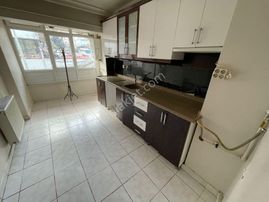 Sincan Andiçen Mah.'de Satılık 3+1 Yüksek Giriş (altında Daire Vardır)