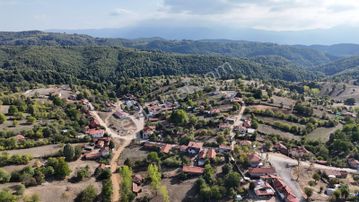 İnegöl Hamitabat Köyünde Mükemmel Konumda Satılık Arsa