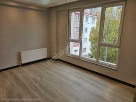 *genç Grup* Sütlüce Uluzafer Cad Üzerinde Şık Tasarım Arakat 2+0