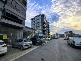 Balkan Naim Süleymanoğlu Bulvara Komşu 108 M2 Dükkan