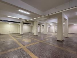 Güneşli Hürriyet Mahallesi Kiralık 200 M2 Depo Dükkan