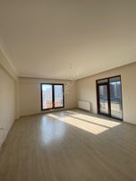 Artı'dan Özlüce Bulvara Cephe Geniş 3+1 Kiralık Daire