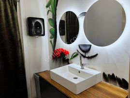 Hoşderenin Kalbinde, Devren Kiralık Cafe