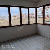 Askeri Üs Üniversite Sanayiler Servis Yolunda 2+1 Daire