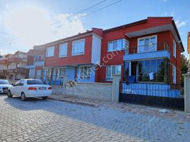 Hanaybaşı Alemdar Cd 3+1 Dört Yıllık Park Cepheli Ters Dubleks