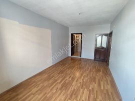 Tarcanlar'dan M.a. Paşa Bağdat Caddesi Üzeri Kiralık 2+1 Daire