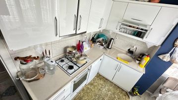 Cantan Emlaktan Akçay'da Denize 150m 2+1 Şık Tasarımlı Merkezi Daire