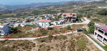 Yaylaköy'de 2 Adet Yan Yana İmarlı Arsa