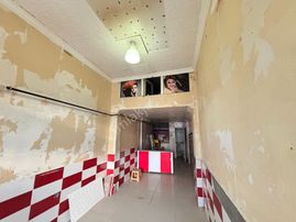 Yalova İsmet Acar Caddesinde 35m² Satılık Dükkan