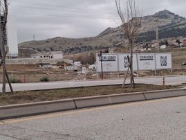 Hastane Yakını Cd Üzerinde 179m2 Konut İmarlı Yüksek Kat Site Parseli