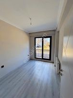 Prestij Emlaktan Gömeç Mithatpaşa Mah. 2+1 Açık Mutfak Daire