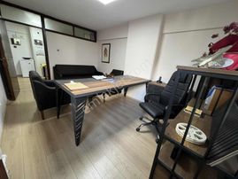 Kızılay Mithatpaşa Cd Üzeri Cadde Cepheli Yapılı Ofis!!!