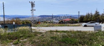 Yerleşim Yerinde İmarlı Önü Açık Parsel