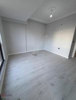 Başiskele Serdar Mah.asansörlü Satılık 2+1 Ara Kat Daire