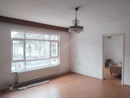 Çankaya Naci Çakır'da, 19 Mayıs Hastanesi Yanı, Yüksek Krediye Uygun 3+1