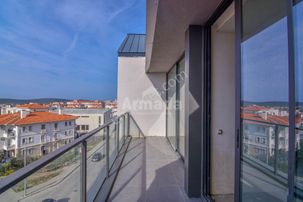 İzmir Çeşme'de Konforlu Ve Lüks Projede 1+1 Satılık Daire