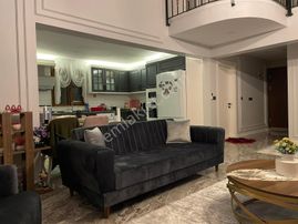 Fırsat Çatalca Müstakil Havuzlu Ve Bahçeli Oturuma Hazır Villa