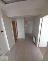 Yıldıztepe Mahallesinde Halk Caddesi Üzerinde Satılık 3+1 Daire