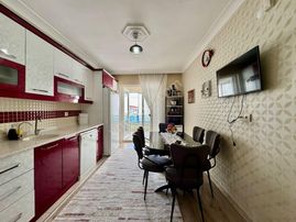 Kalecik Emlak'tan E.banyolu Full Yapılı Merkezi Sistem Kat Sitede 4+1