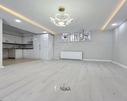 Metrobüse 5dk Geniş Ailelere Uygun 160 M2 Dubleks Daire!