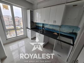 Royalest'ten Acill Arakat, Bakımlı, Merkezi Konum Kaçmazz Fırsat