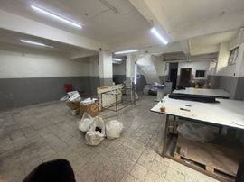 Sahibinden Tekstil Merkezinin Arka Bahçesi Ulaşımı Kolay 140 M Kiralık Dükkan