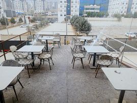 Üniversite Civarı Kafeler Caddesi Devren Kiralık 3 Katlı İş Yeri