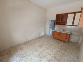 Ergünden Hamidiyede Sahile Yakın Masrafsız Zemin Kat 2+1 Satılık Daire