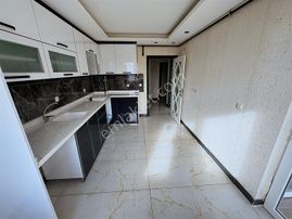 Yılmazer'den 1048 Cad Üzerinde Ful Yapılı İskanlı Pazarlıklı 3+1