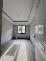 Mükemmel Konum Ev & Ofis Yapılabilir