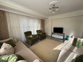 Mertcan'dan Şeyhli Mah. Caddeye 1dk İskanlı Ara Kat 2+1 Daire