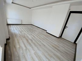 Dumlupınar Mah.'de Bağımsız Mutfaklı !!! Satılık 2+1 Daire !!!